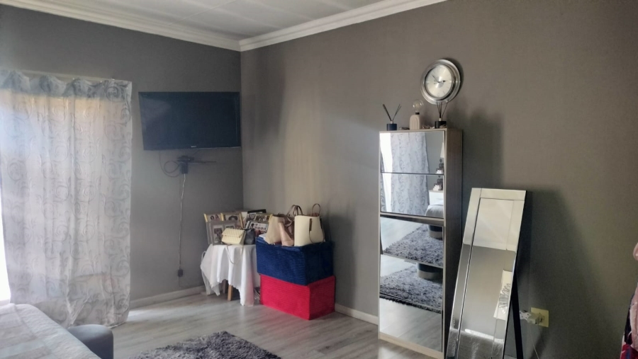 2 Bedroom Property for Sale in Navalsig Free State